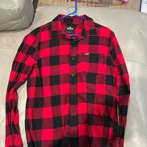 HOLLISTER Buffalo Plaid Button Front Long Sleeve Flannel Shirt Red Black SZ L